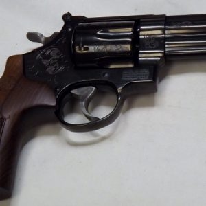 SMITH & WESSON MODEL 29-10 W/CASE