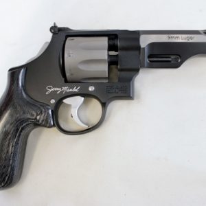 SMITH & WESSON MODEL 327 JM PC